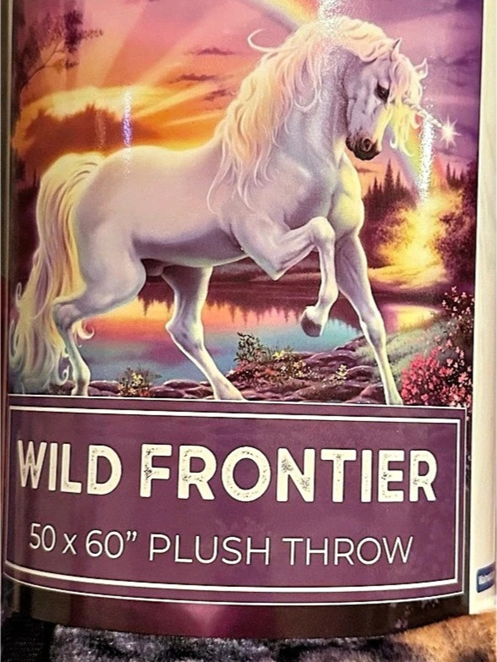 Wild Frontier Unicorn Plush Throw Blanket 50x60 50 x 60 in Black & Purple NWT